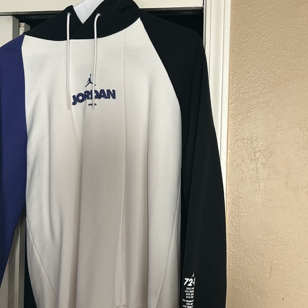 Jordan Pullover - image 3